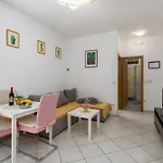 Апартаменты With Parking Space - 2216 *
