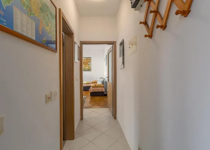 With Parking Space - 2216 アパート *